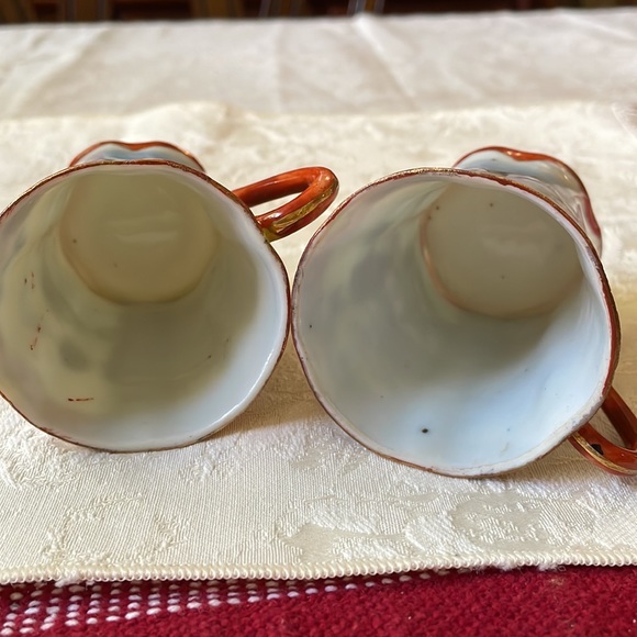 Lot of 2 vintage Japan hand painted demitasse cups - Picture 6 of 9